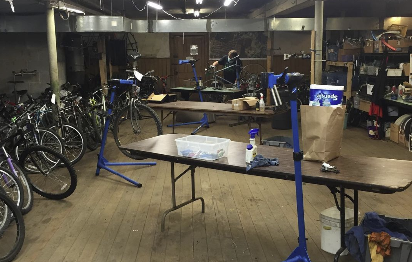 The basement discount bike shop